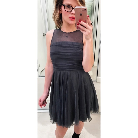 Alice + Olivia Dresses & Skirts - Alice + Olivia Gray Silk Dress